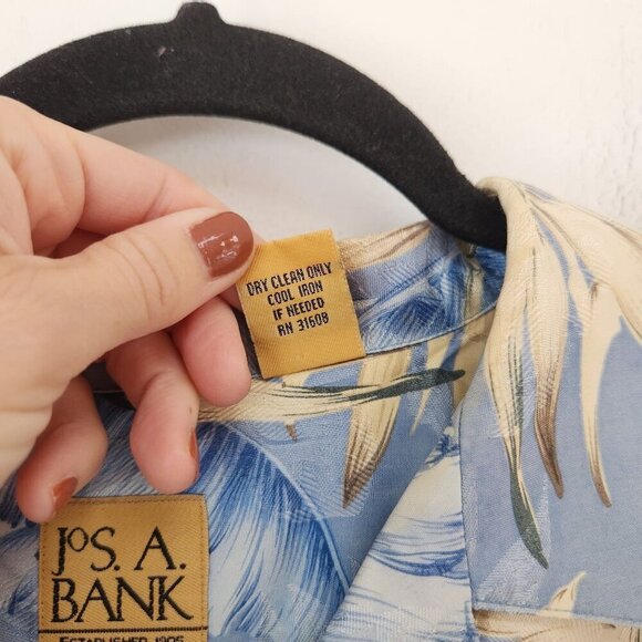 Jos A Bank 100% Silk Hawaiian Shirt Short Sleeves Blue Tropical Button Down L - Picture 6 of 6